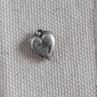 Antique Victorian Sterling Silver Tiny Love Heart Charm Pendant Hallmarked 1890s - Image 5