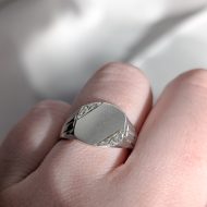 Vintage Sterling Silver Ornate Signet Ring Chunky Square - Image 4