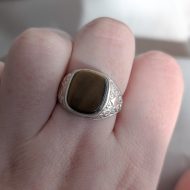 Vintage Sterling Silver Tigers Eye Signet Ring, Chunky Ornate Scrolled Shoulders - Image 2