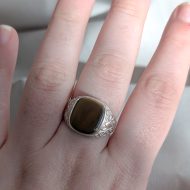 Vintage Sterling Silver Tigers Eye Signet Ring, Chunky Ornate Scrolled Shoulders - Image 3