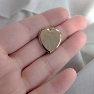 Vintage Gold Plated Heart Locket Pendant Engraved Cartouche Romantic Photo - Image 2
