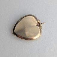 Vintage Gold Plated Heart Locket Pendant Engraved Cartouche Romantic Photo - Image 8