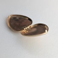 Vintage Gold Plated Heart Locket Pendant Engraved Cartouche Romantic Photo - Image 11