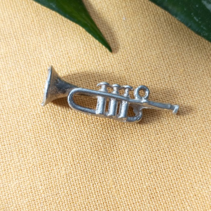Vintage Silver Trumpet Pendant Charm