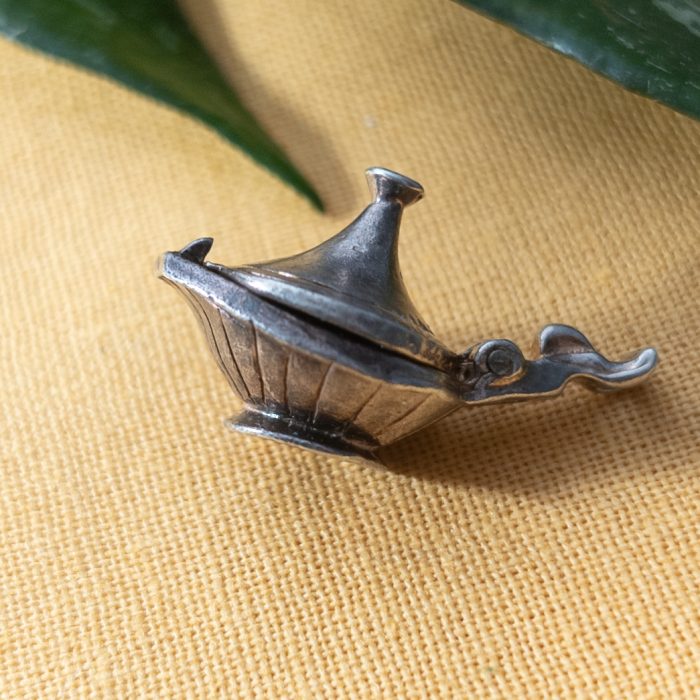 Vintage Silver Aladdin Wish Lamp Charm Genie Pendant Opens