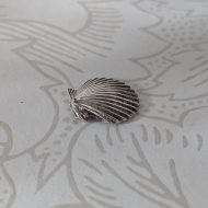 Vintage Sterling Silver Seashell Pendant, Clam Scallop Shell Charm - Image 6