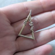 Vintage Sterling Silver Brutalist Triangle Pendant, Gold Wash Barbed Wire Modernist - Image 3
