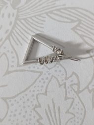 Vintage Sterling Silver Brutalist Triangle Pendant, Barbed Wire Modernist - Image 2