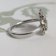 Sterling Silver Daisy Flower Ring Triple Floral Minimalist Band 925 - Image 6