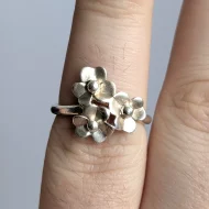 Sterling Silver Daisy Flower Ring Triple Floral Minimalist Band 925 - Image 3