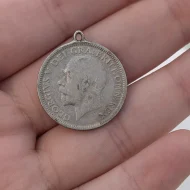 Vintage Silver One Shilling Coin Charm George - Image 3