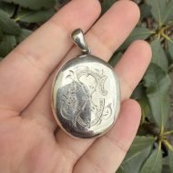 Antique Sterling Silver Monogrammed Oval Photo Locket Pendant - 2