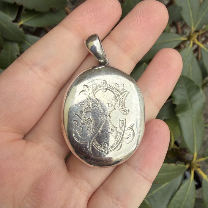 Antique Sterling Silver Monogrammed Oval Photo Locket Pendant - 2