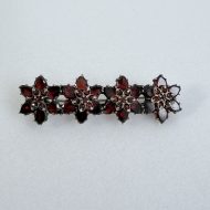 Antique Victorian Gilt Garnet Flower Bar Brooch - 2