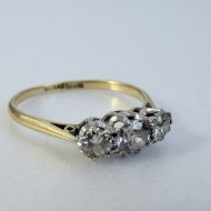 Vintage 18ct Gold Platinum Diamond Trilogy Ring 0.5CT - 11