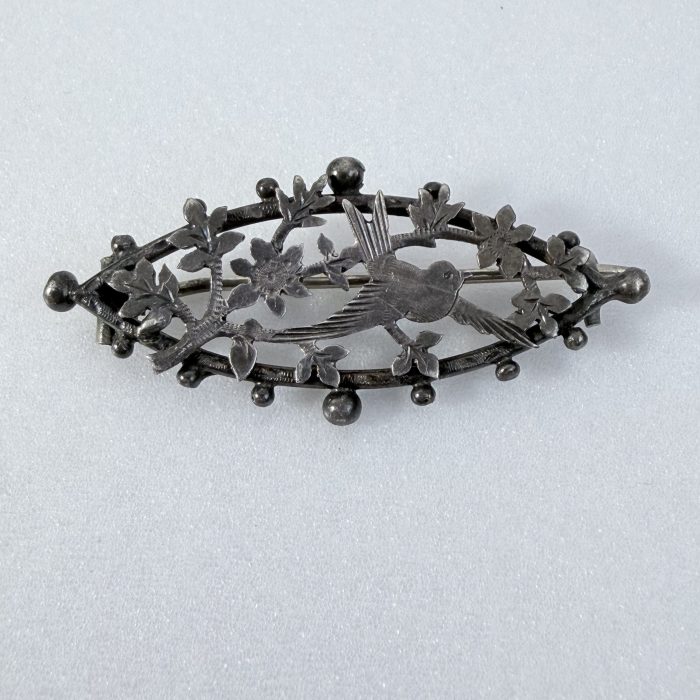 Antique Victorian Sterling Silver Sweetheart Bird Oval Floral Brooch Hallmarked Chester - 2