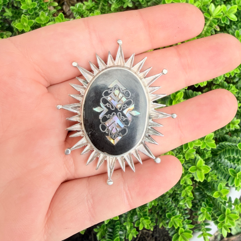 Vintage Mexico Abalone Shell Inlaid Sterling Silver Oval Sunburst Brooch Pendant - 2