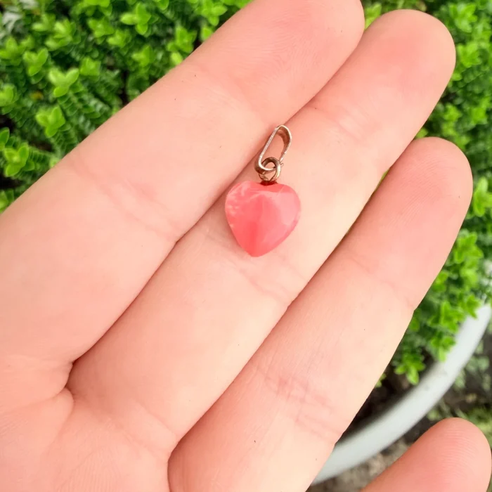 Vintage Coral Heart Charm Love Carved Pendant - 2