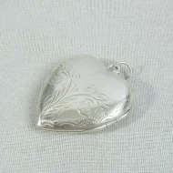 Vintage Sterling Silver Heart Photo Locket Large Etched Pendant - 4